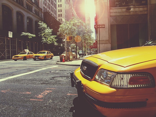 taxi v NY.jpg